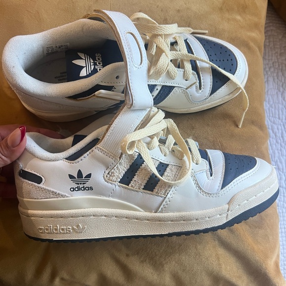 Adidas Forum 84 Low Off White Collegiate Navy - Picture 7 of 7